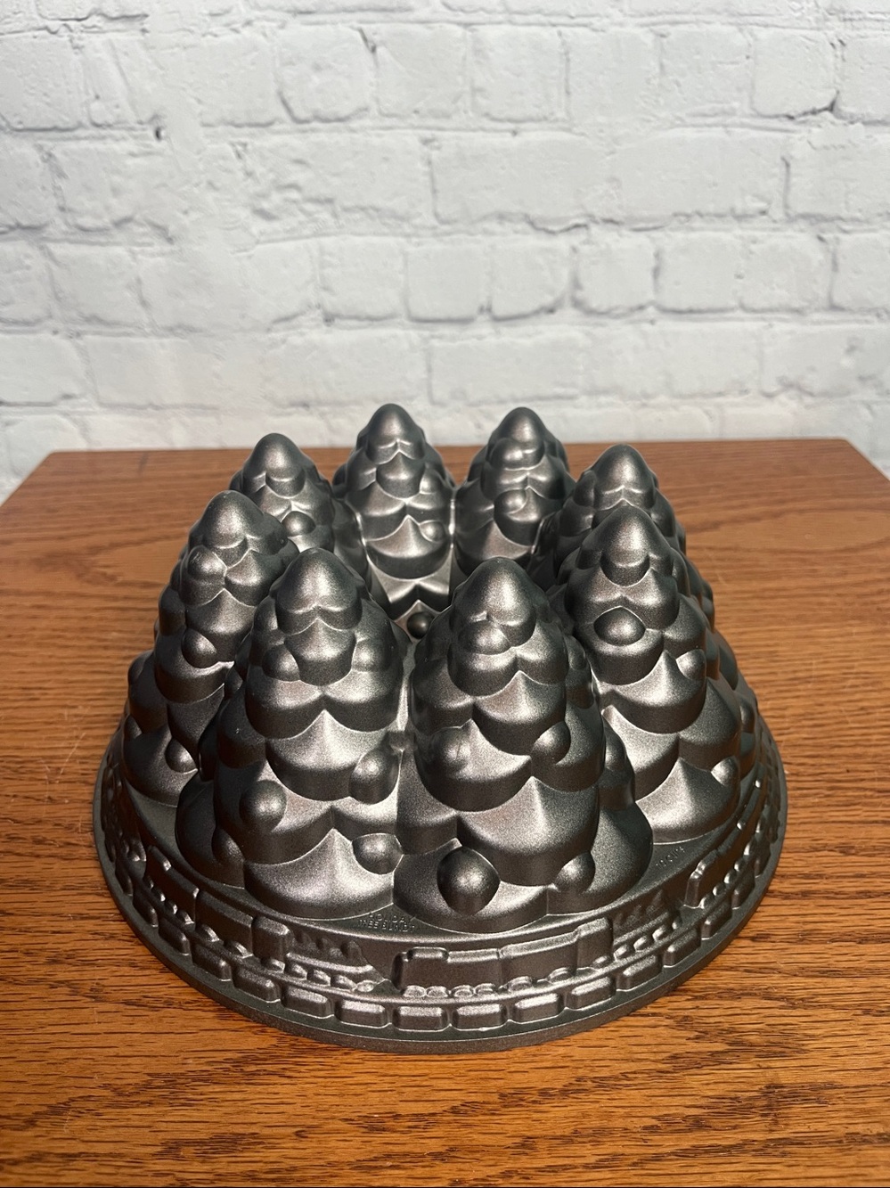 Nordic Ware Holiday Tree Bundt Cake Pan